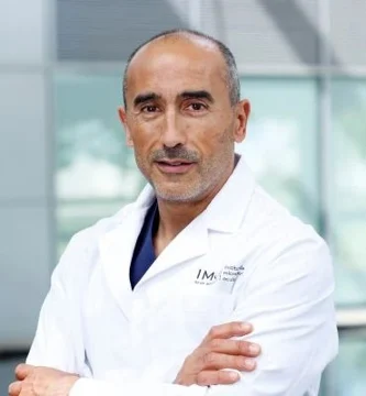 Dr Carlos Martín